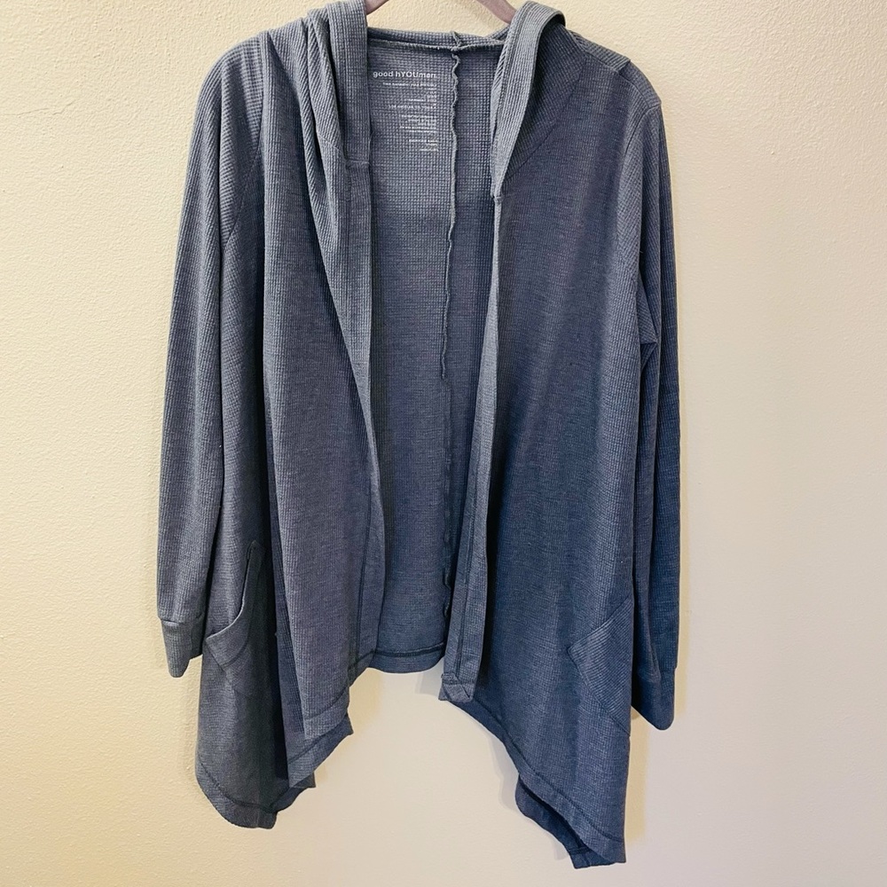 Good hyouman excellent condition asymmetrical waffle knit sweater